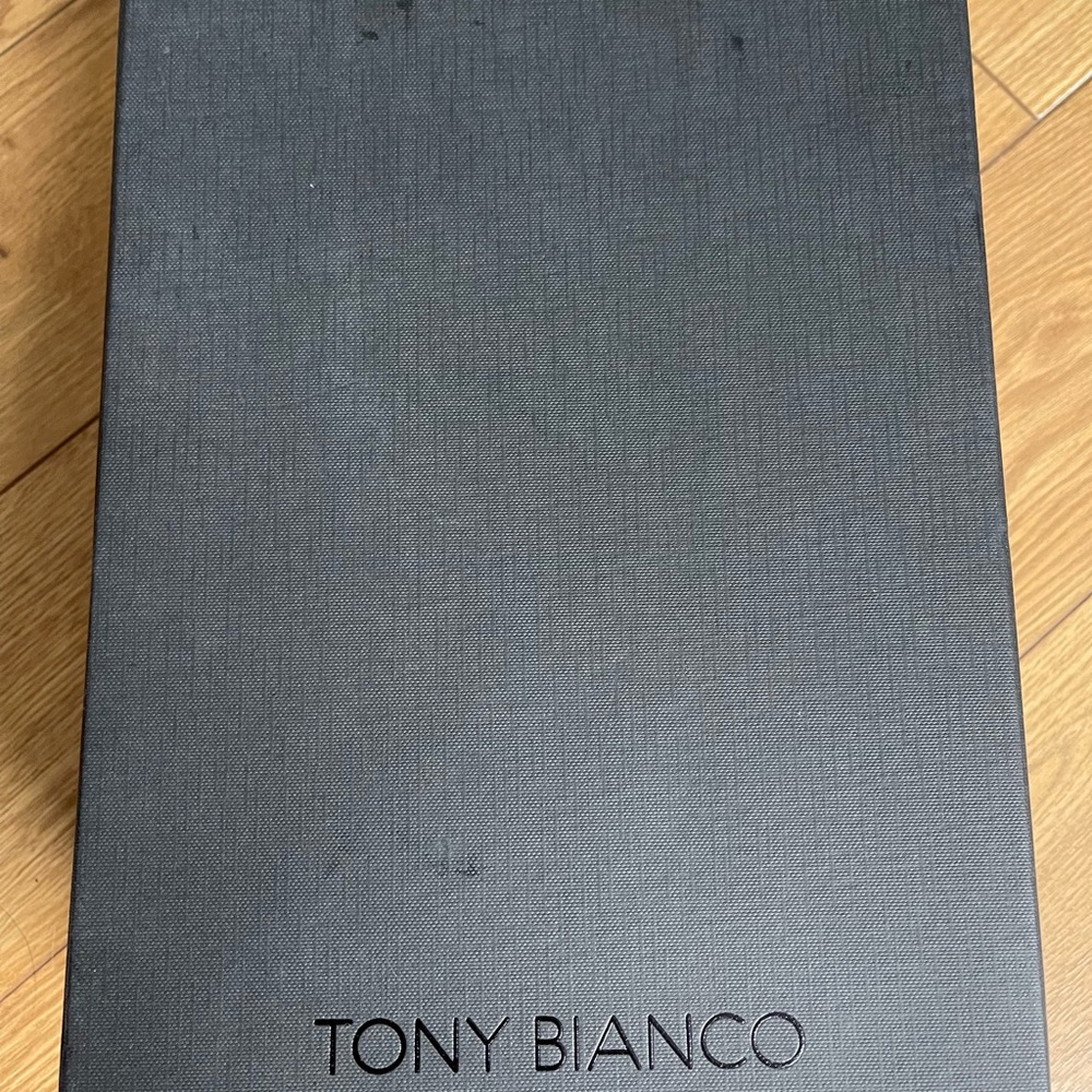 Tony Bianco Beige Quilted Sandals - Picture 12 of 13